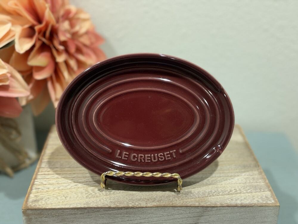 Le Creuset Stoneware Oval Spoon Rest Garnet Rhone NEW